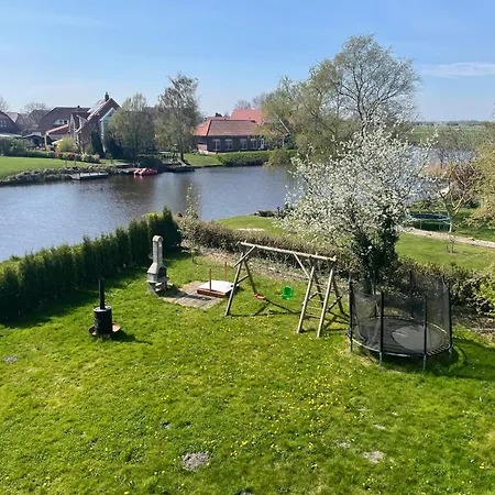 Weisses Apartmenthaus Am Kanal Lejlighed Emden