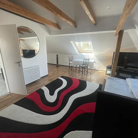 Lejlighed Weisses Apartmenthaus Am Kanal *