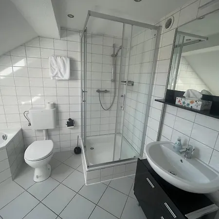 Apartment Weisses Apartmenthaus Am Kanal *